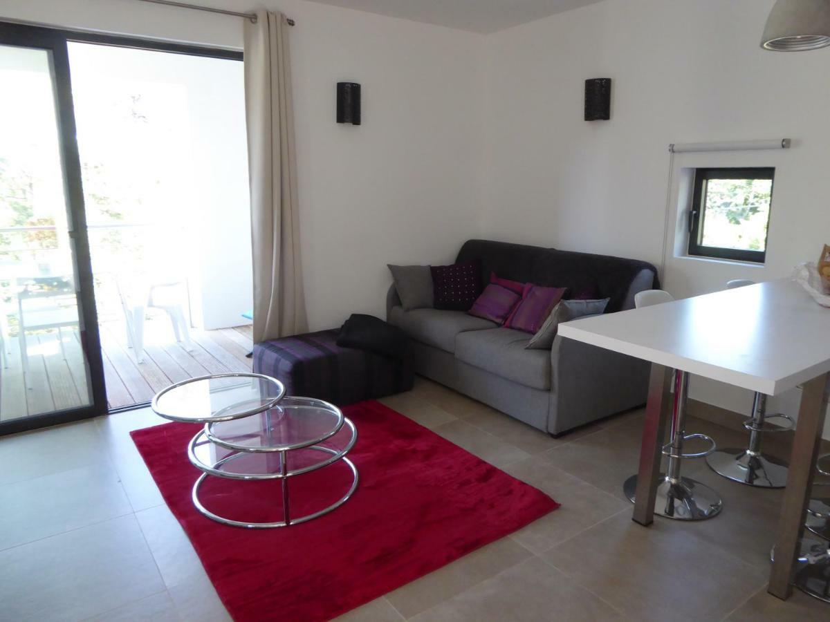 Villa Lucienne Bandol , T2 4 Etoiles Avec Garage, Dans Les Calanques エクステリア 写真