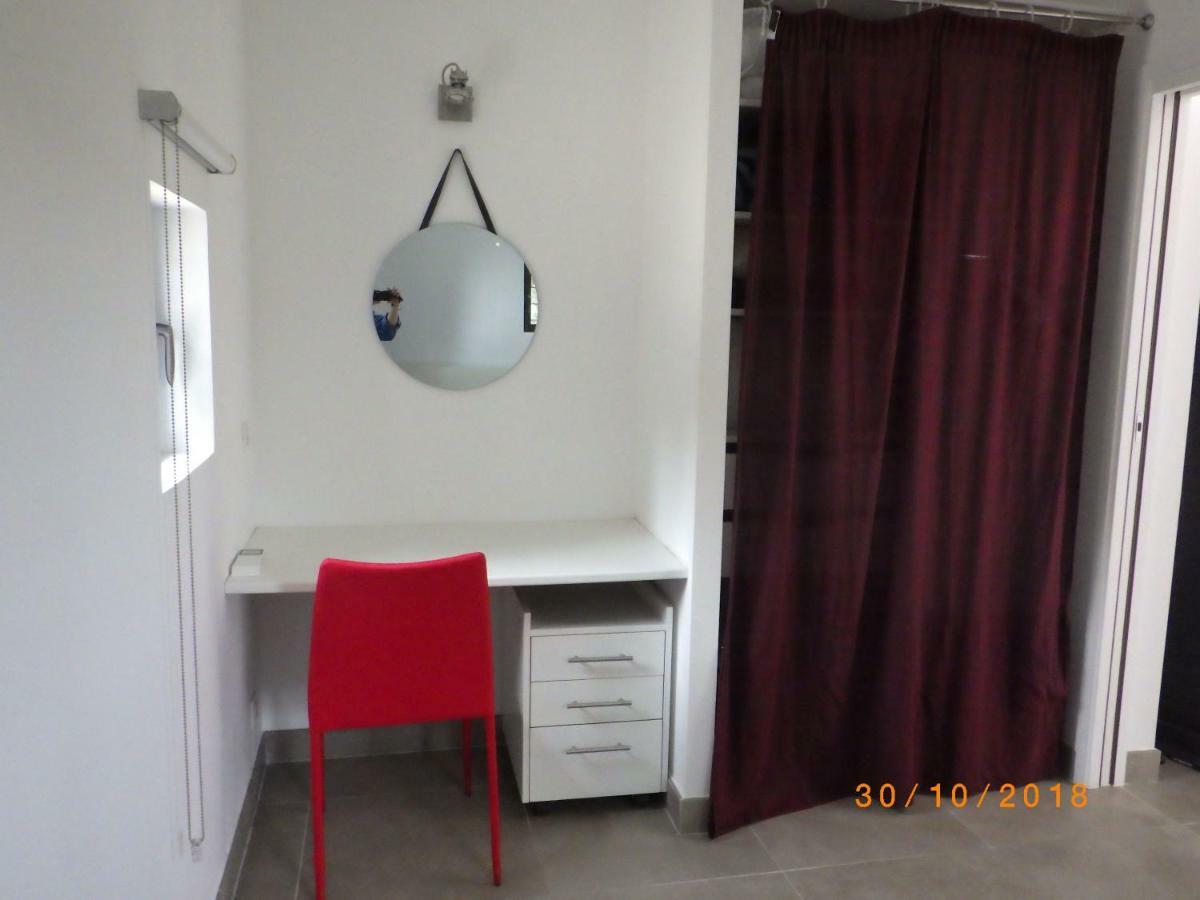 Villa Lucienne Bandol , T2 4 Etoiles Avec Garage, Dans Les Calanques エクステリア 写真